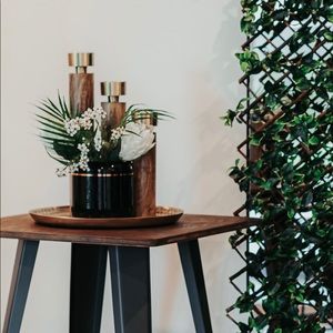 Meet your Posher, Escapa